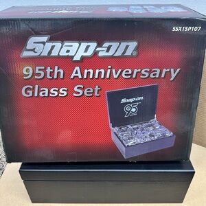 Snap-On Glass Set 95th Anniversary Edition Box Set - 6 glasses (2 sizes) & case